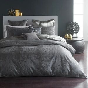 Donna Karan Duvet